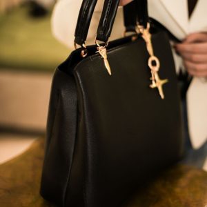 کیف جا دسته طلایی آویزدار - Image 10