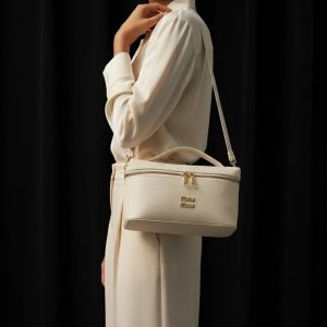 پاس کتابی جلو زیپ میومیو - Image 7