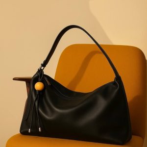 زنانه گوی دار چوبی