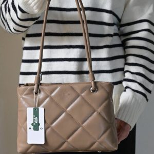 کیف چنل دوزی رودوشی - Image 4